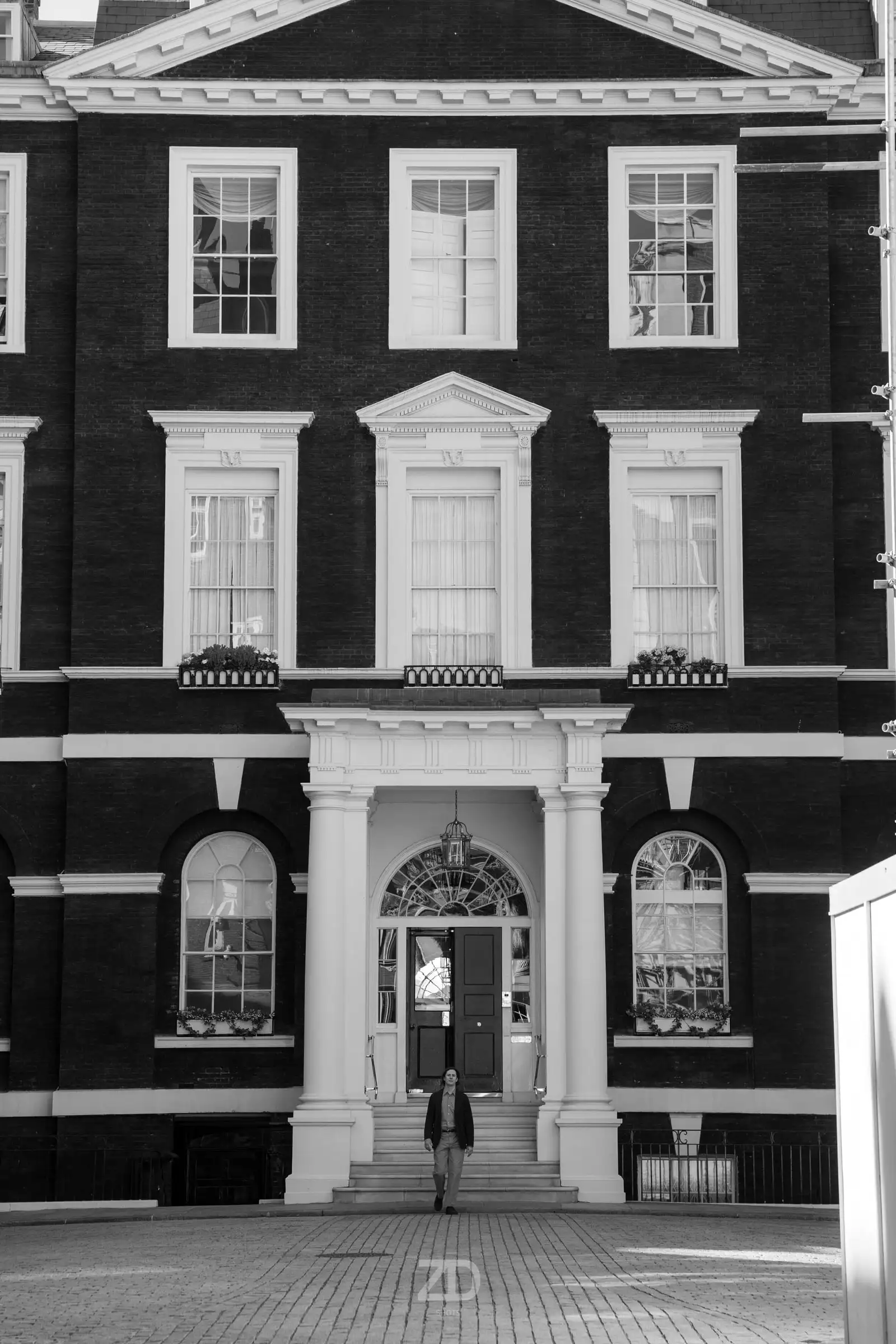 Symmetrische georgianische Fassade mit Eingang